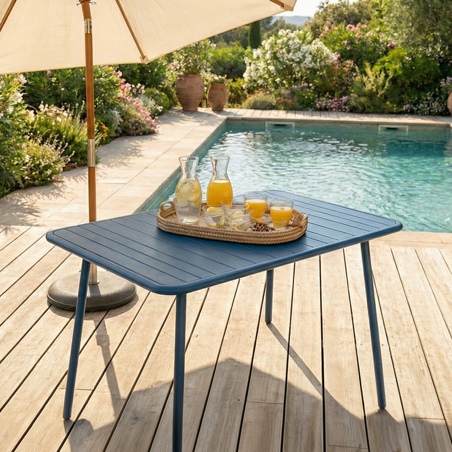 EVORA Table de jardin 4 à 6 places 120cm bleu