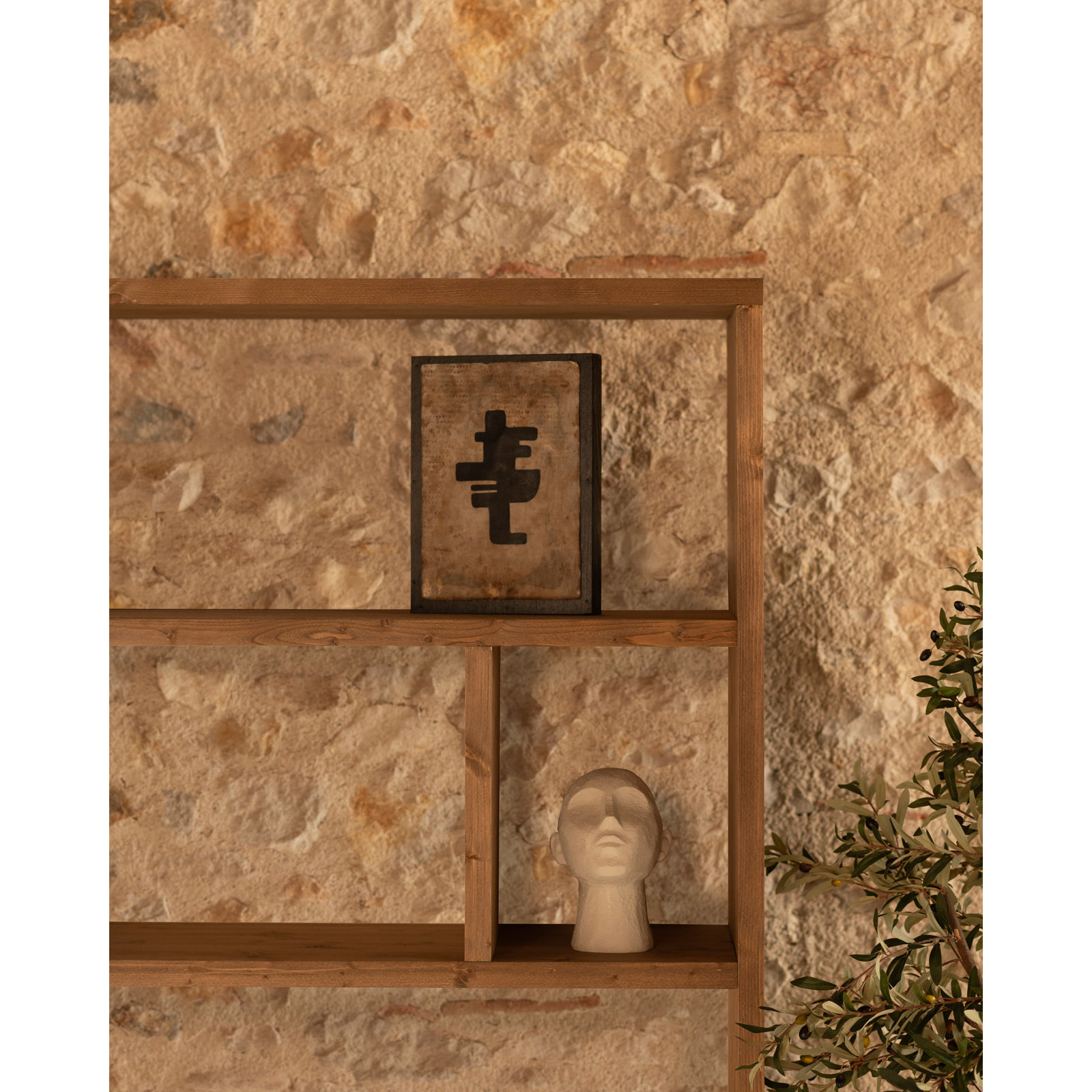 Estantería de madera maciza tono roble oscuro de 180x140cm Alto: 180 Largo: 140 Ancho: 35