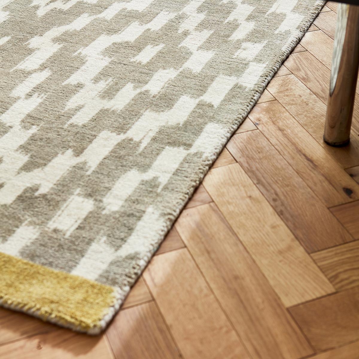 Tapis salon et chambre fait à la main en laine motif scandinave CALINOR