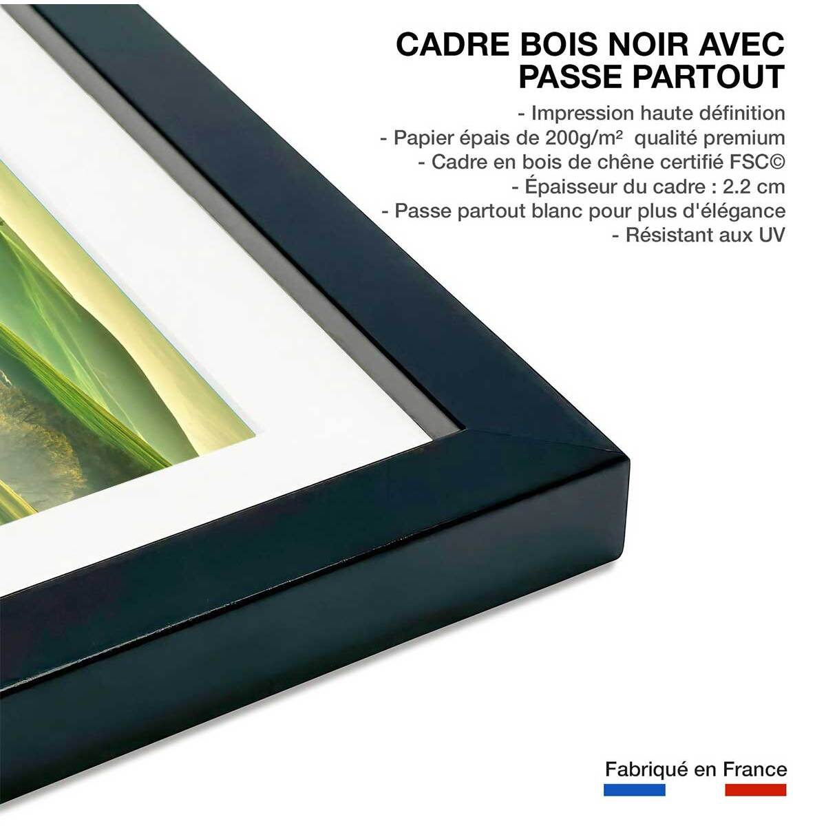 Affiche nature collines brumeuses Affiche sous cadre noir