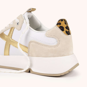 MUNICH MAMBA 05 Sneakers de gran volumen y estética contemporánea Blanco, Beige, Dorado y Animal Print