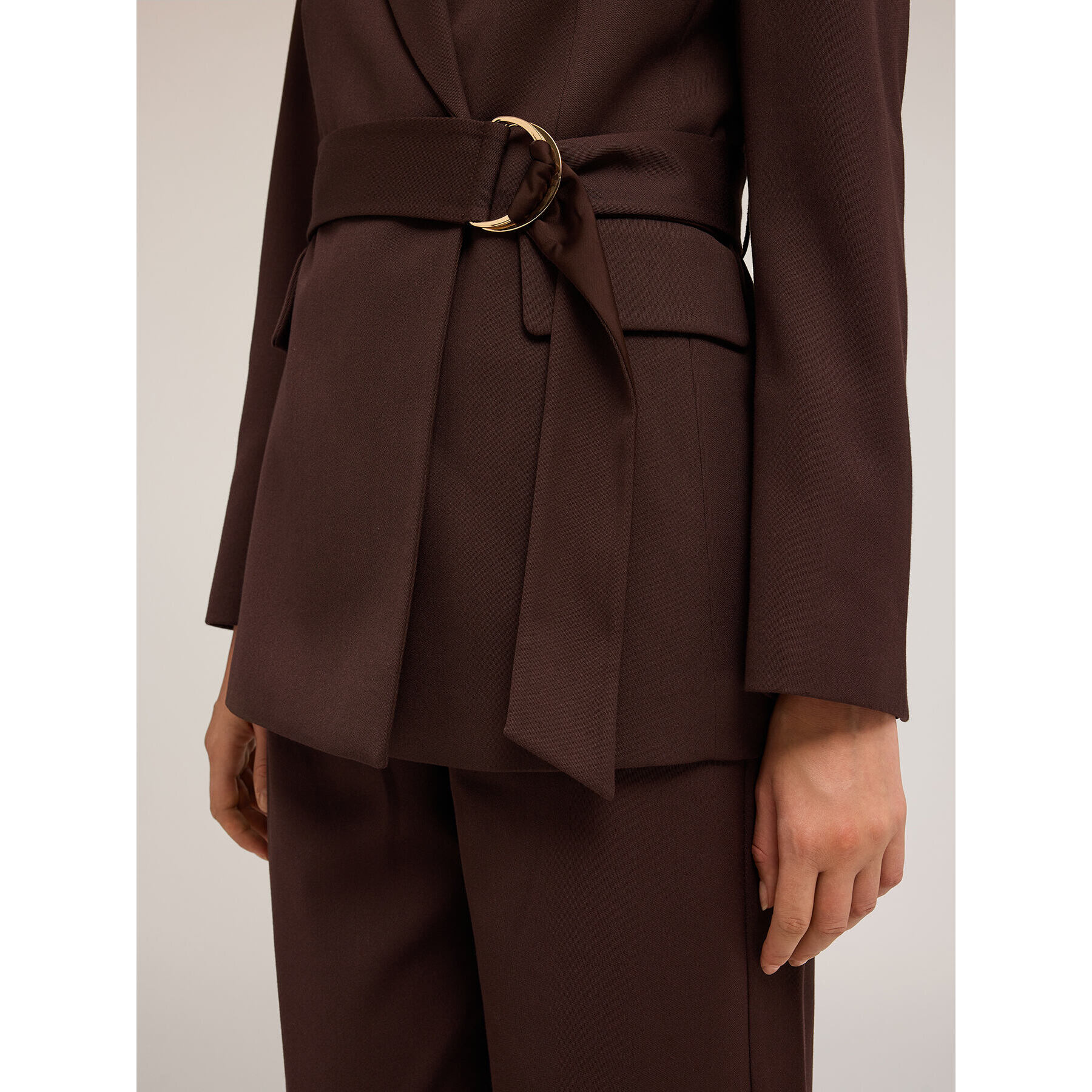 Motivi - Chaqueta cruzada con cinturón - Marrón