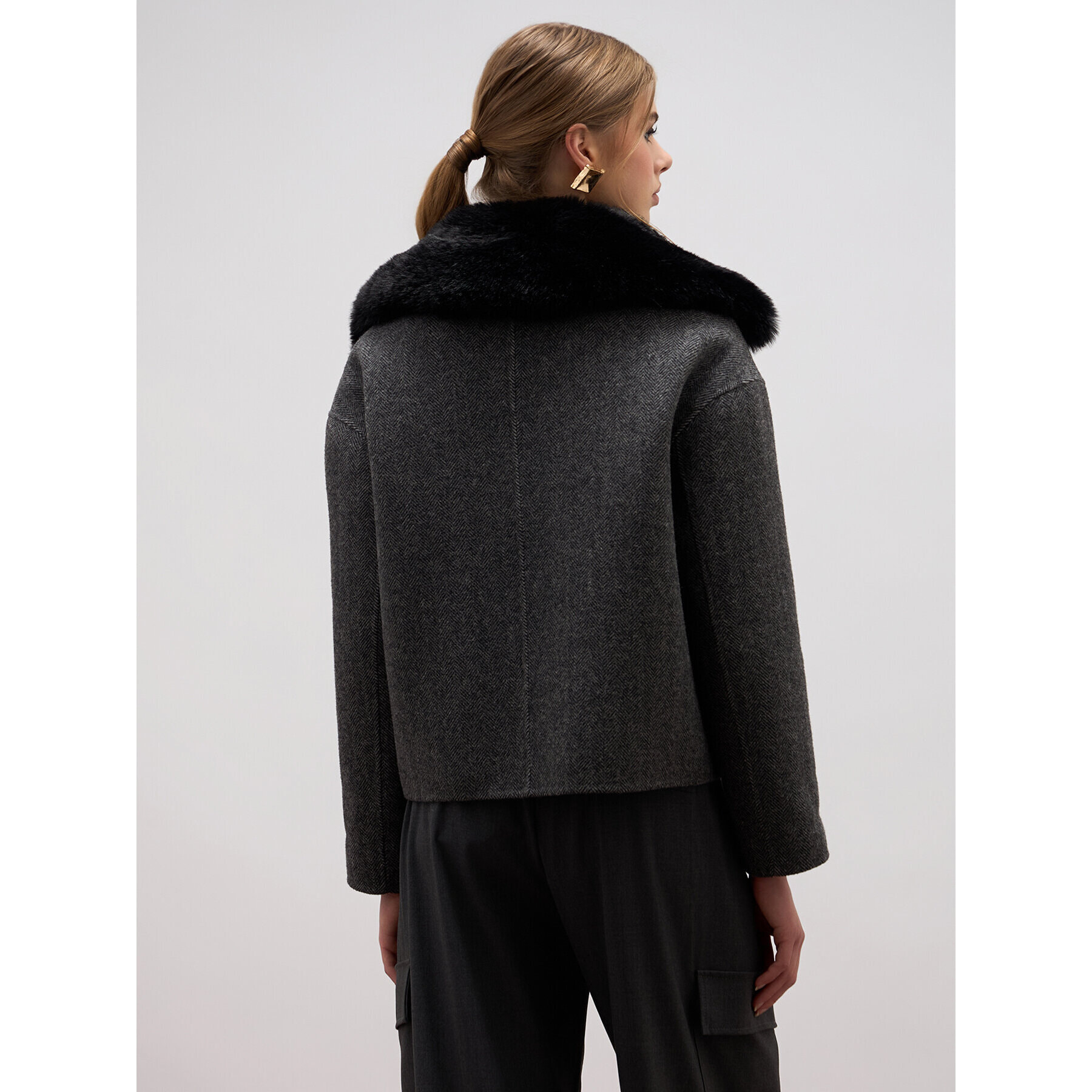 Oltre - Cappotto corto con patch gioiello - Grigio