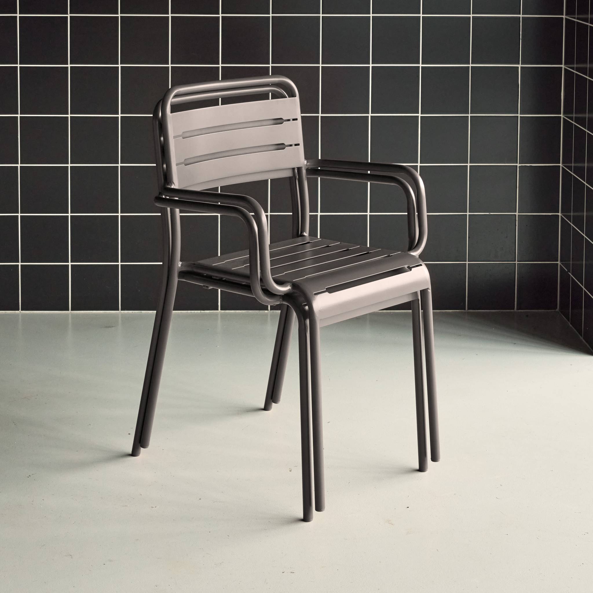 Lot de 2 fauteuils de jardin acier. 2 places. anthracite. Amelia. L50.4 X P53 X H79.5cm