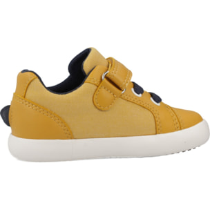 Zapatillas Niño de la marca GEOX  modelo B GISLI BOY Yellow