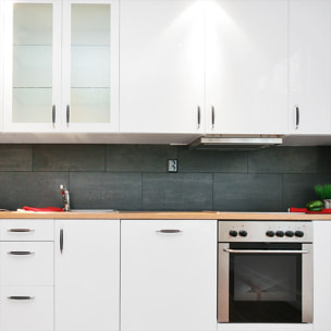 Rouleau adhésif décoratif Vinyle au Mètre - Blanc - Sticker Lavable Imperméable Mur Cuisine Meubles