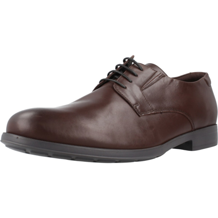 Zapatos de Vestir Hombre de la marca GEOX  modelo U HILSTONE Brown