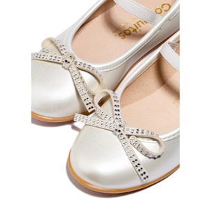Ballerine con fiocco di strass bianchi