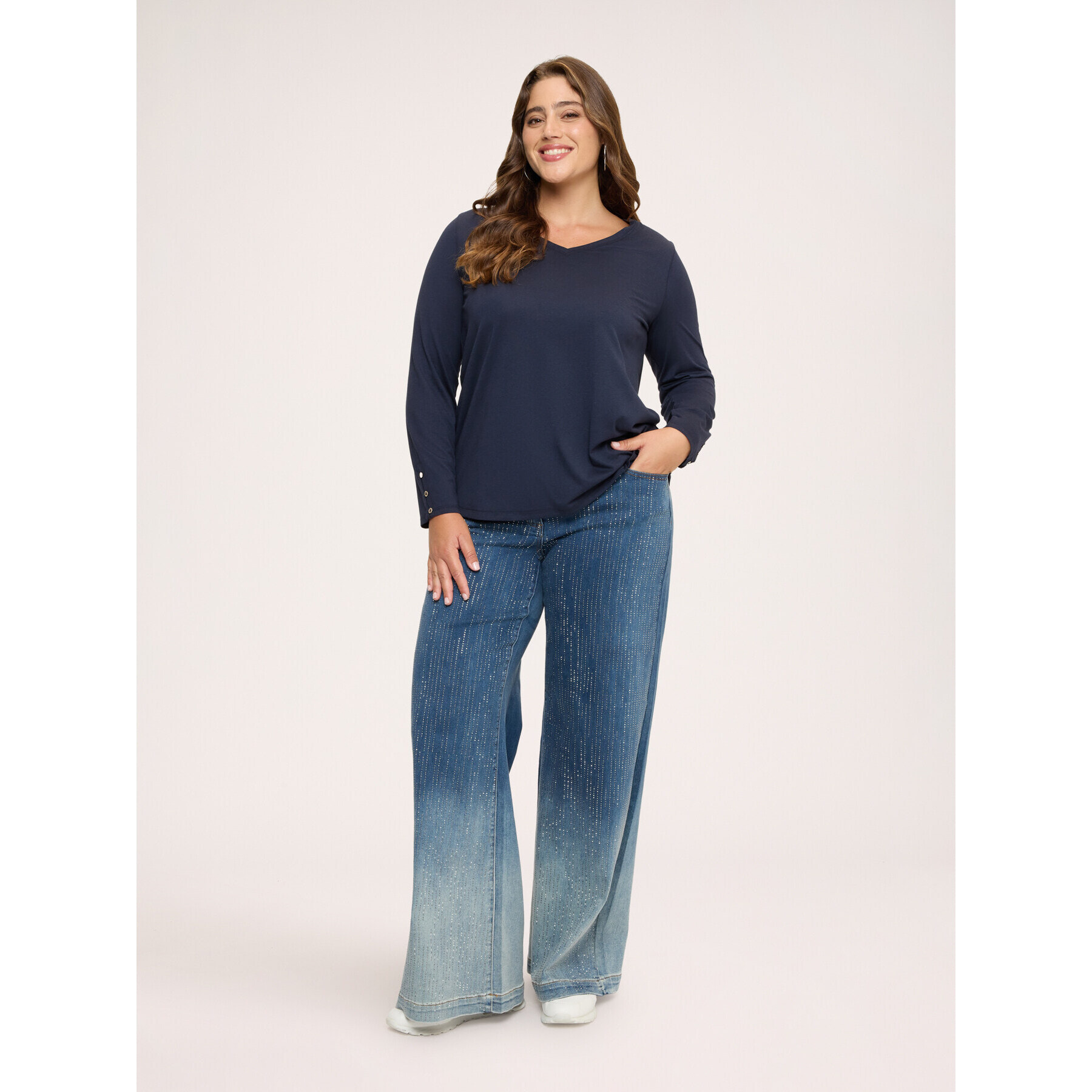 Fiorella Rubino - T-shirt in jersey con bottonicini sui polsisni - Blu