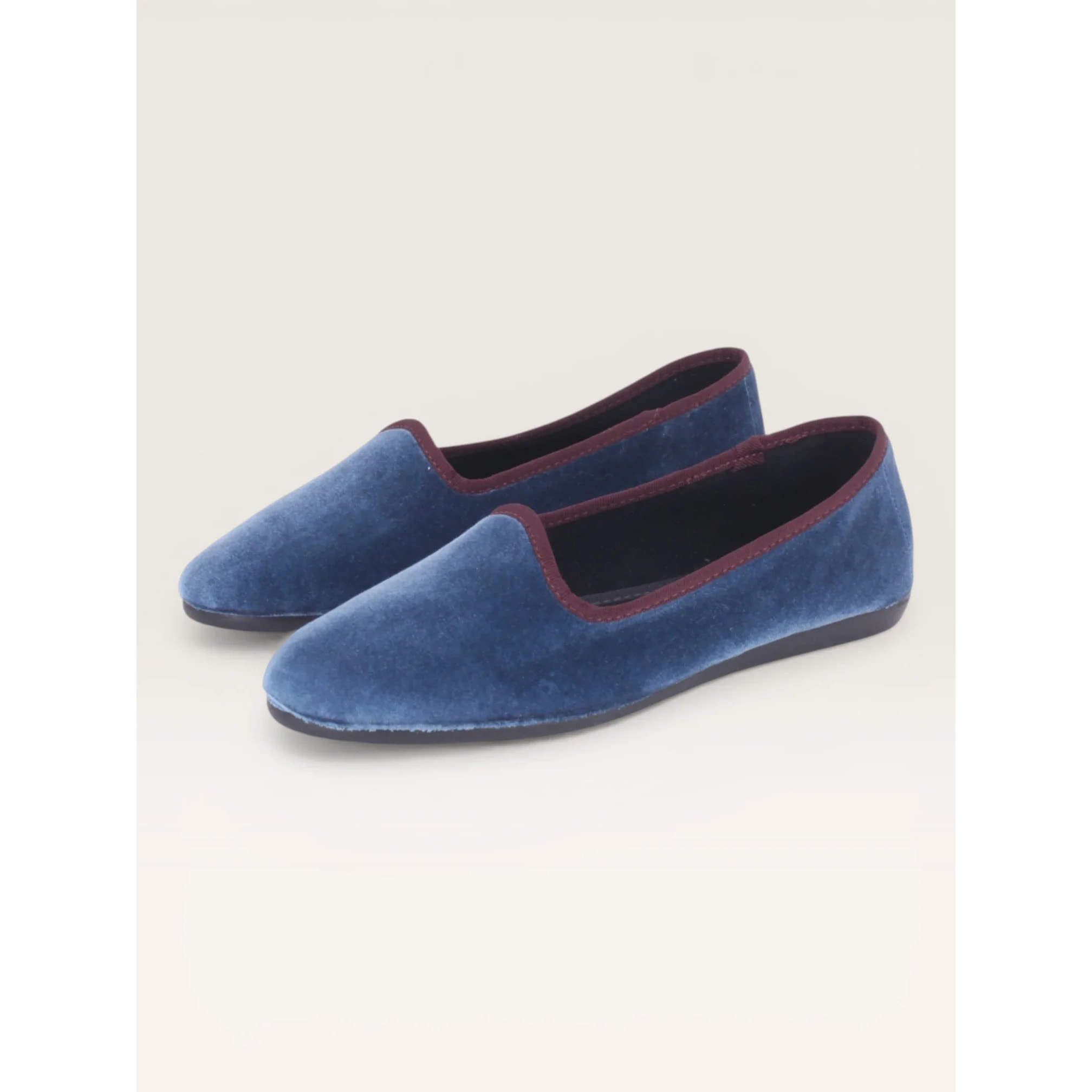 PAUSE BabyBlueBordeaux