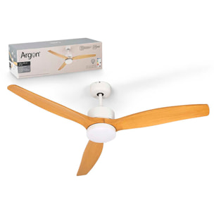 Ventilador de techo de 132 cm con motor de 40W, 3 aspas efecto madera, luz LED de 18W y 6 velocidades. Incluye mando a distancia con función verano/invierno.