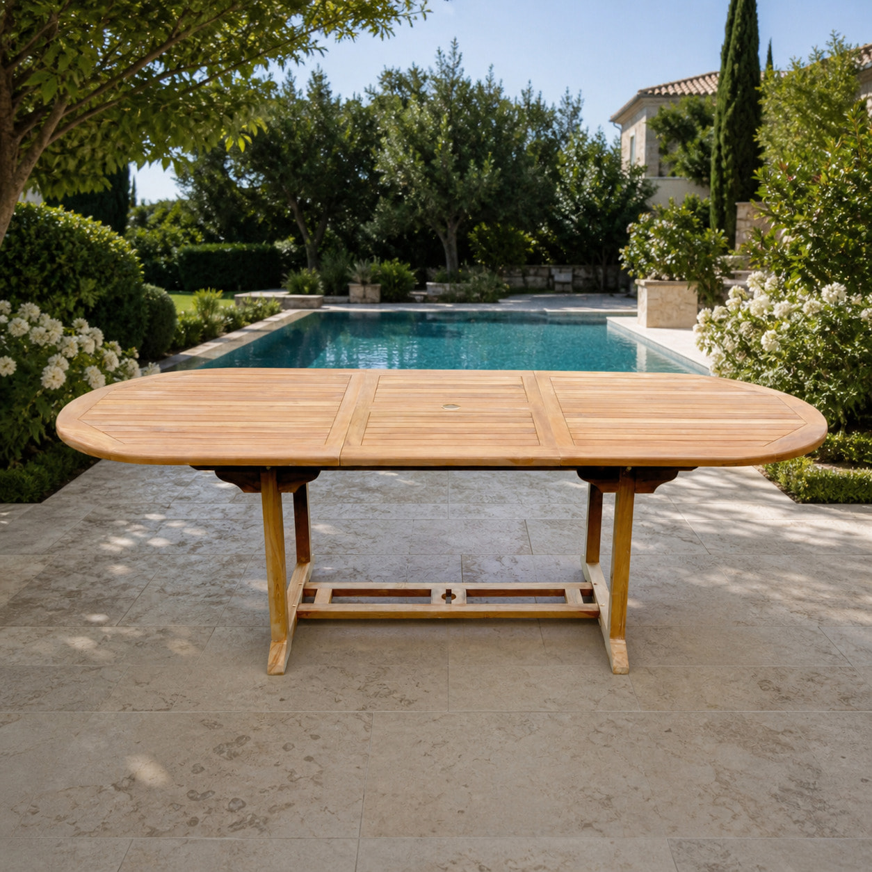 Table ovale + 10 chaises ADAGNA