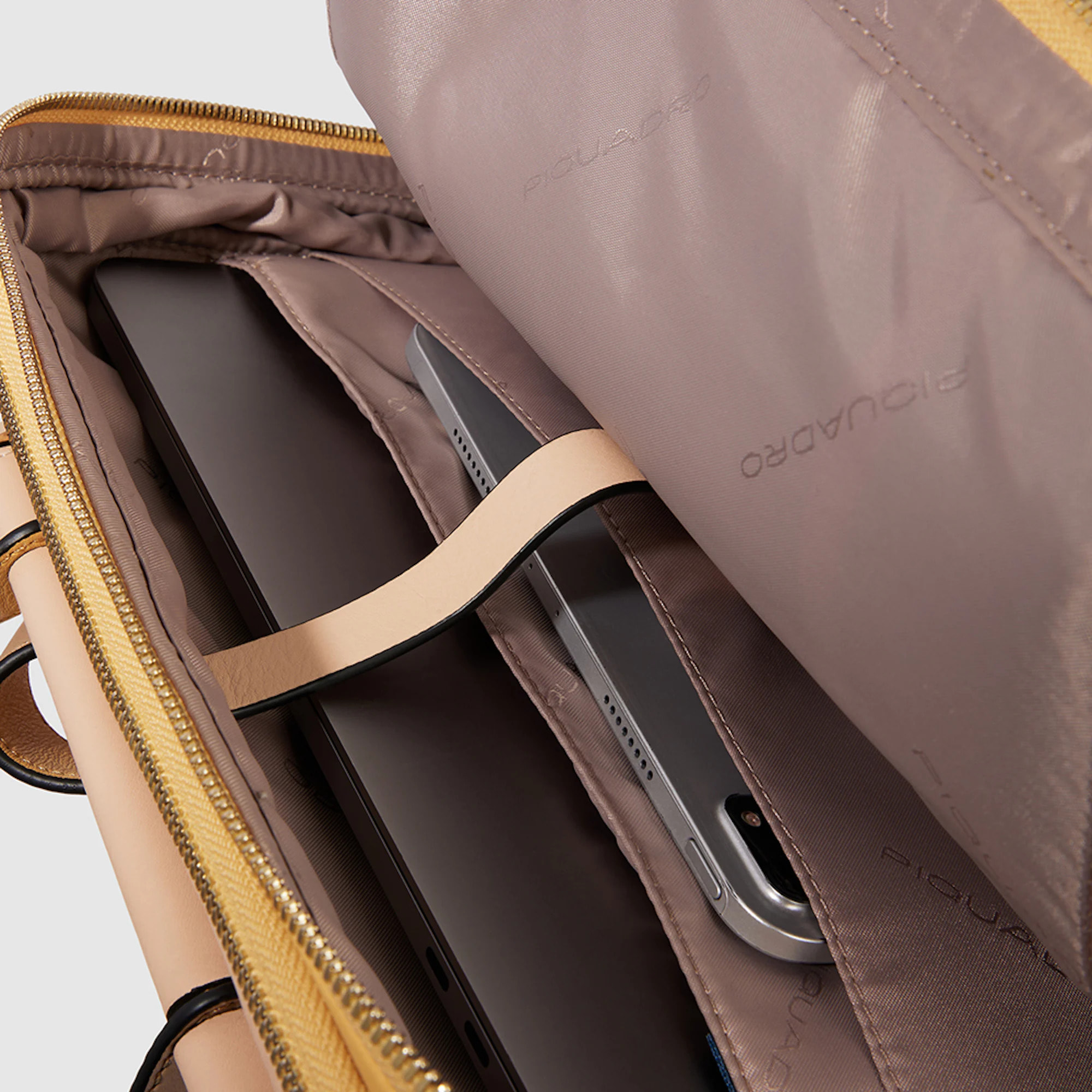 Piquadro Zaino porta pc 15,6 espandibile