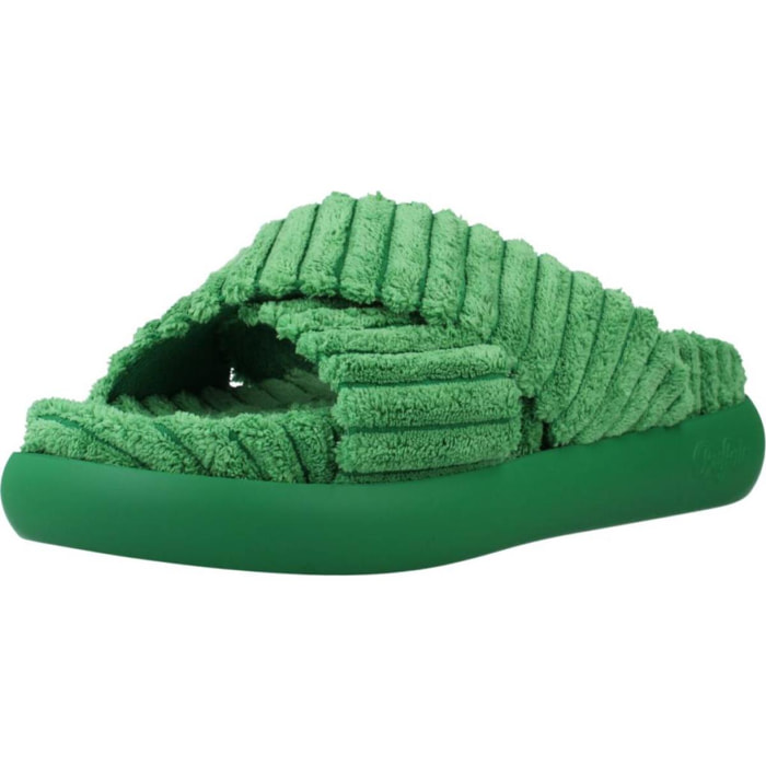 ZAPATILLAS DE CASA - PANTUFLAS BUFFALO REY CROSS