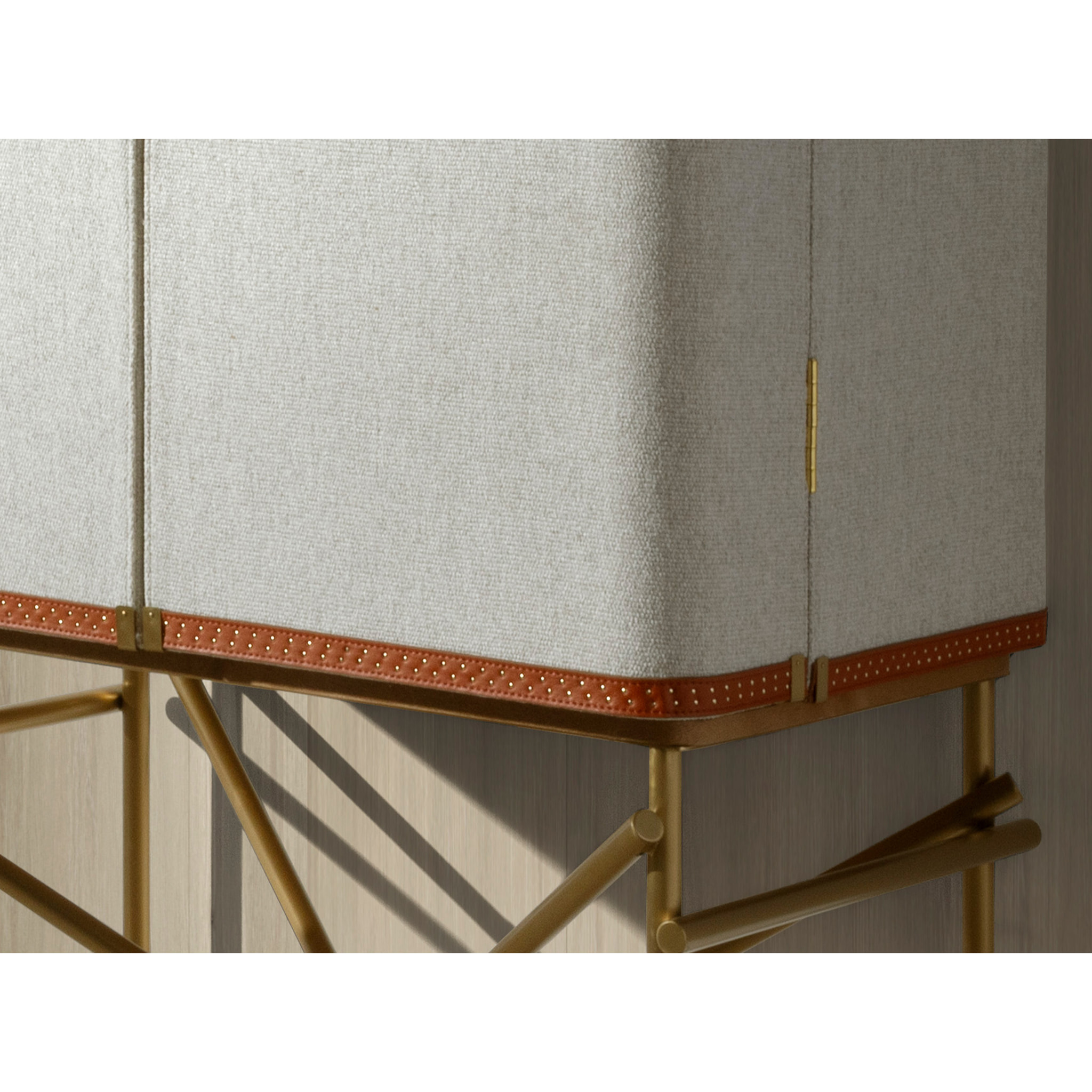 Aparador Angel Cerdá alto con estructura de madera chapada en nogal natural tapizada en tela gris claro y unas patas de acero inoxidable pulido en dorado 82x53x169cm