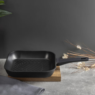 Juego de 2 Sartenes Ø20Ø24cm + Sartén Grill 28x28cm + Wok Ø30cm en aluminio fundido color Negro Copper Bergner