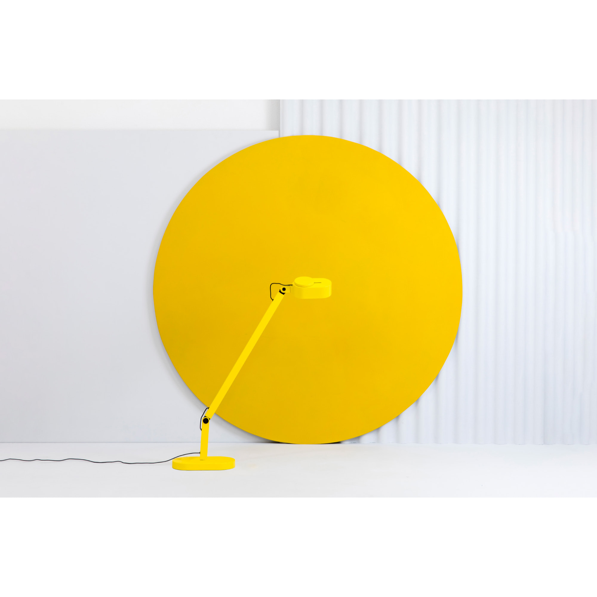 INVITING Lampe de table jaune