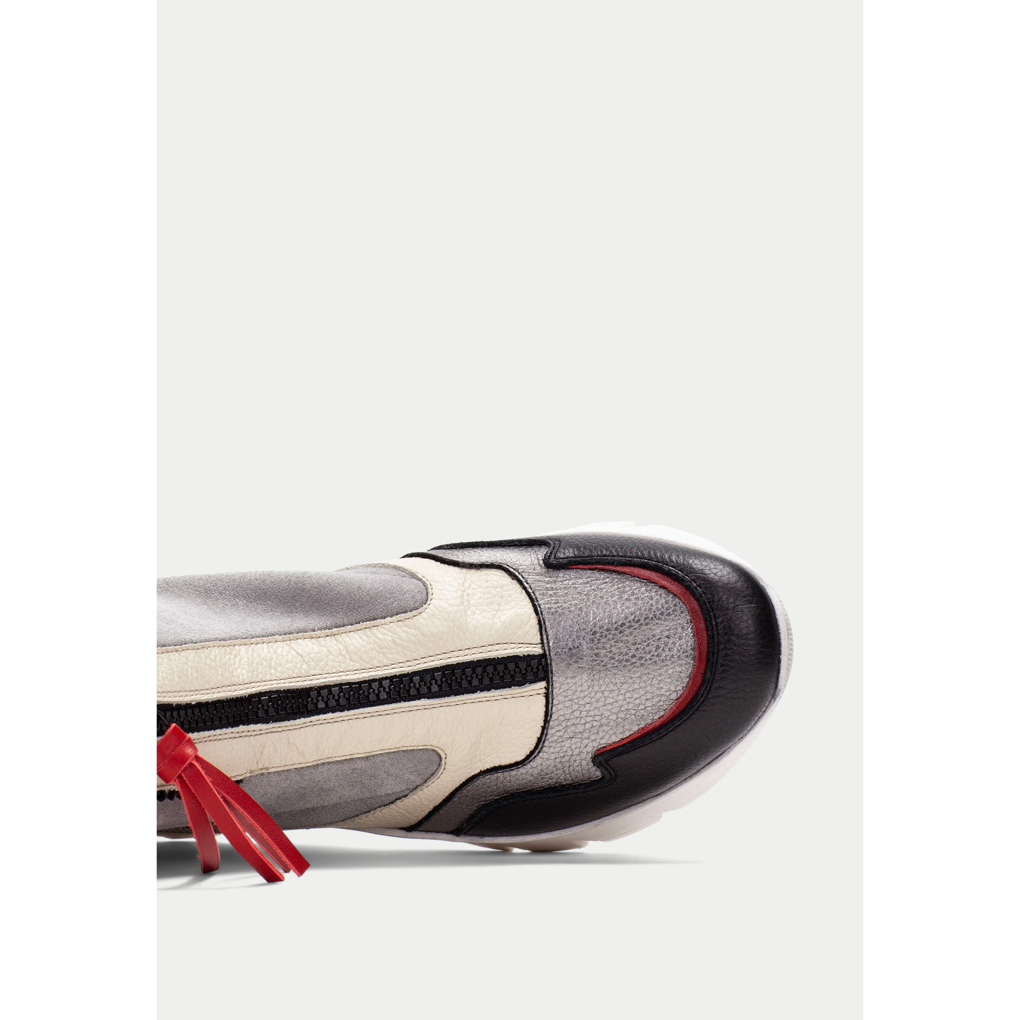 Botin sport Helsinki Negro gris rojo 5 cm