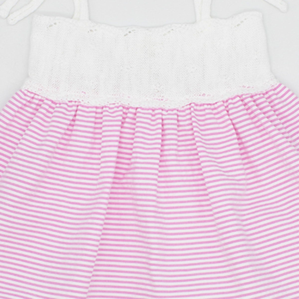 VESTIDO CUERPO PUNTO BLANCO Y FALDA RAYAS ROSA Y BLANCA