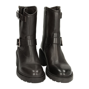 Botines de cuero negro para los moteros