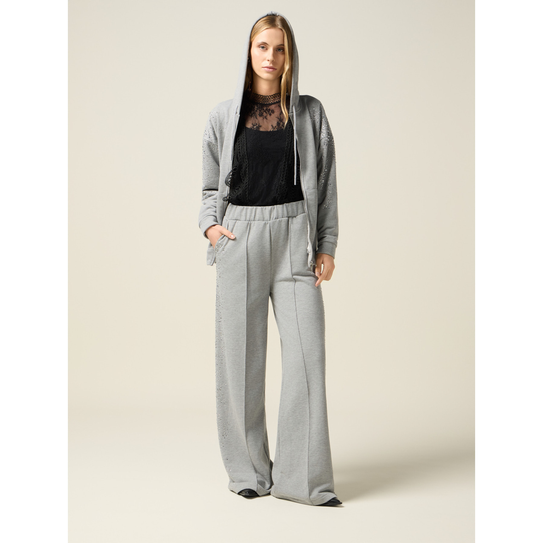 Oltre - Pantalones palazzo de felpa con cristales - Gris