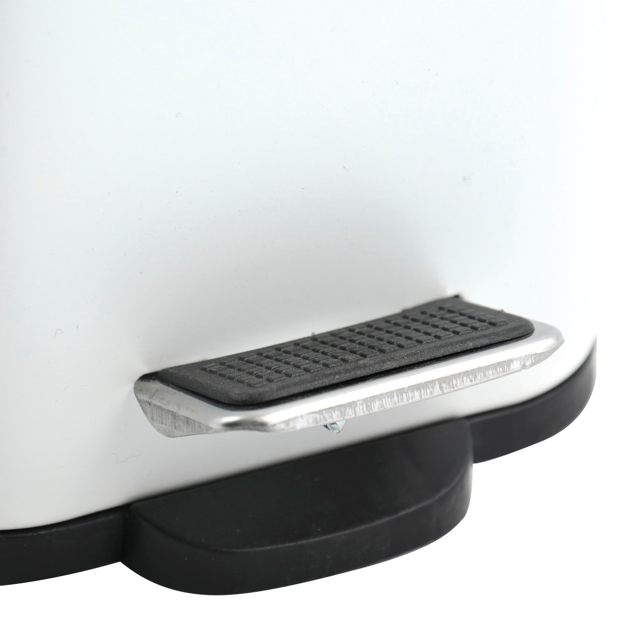 Cubo de basura con pedal ERIK de 5L en color Blanco - 14x28x29cm