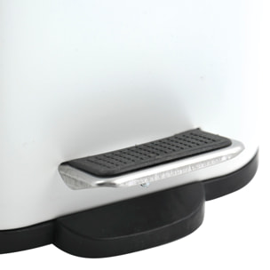 Cubo de basura con pedal ERIK de 5L en color Blanco - 14x28x29cm