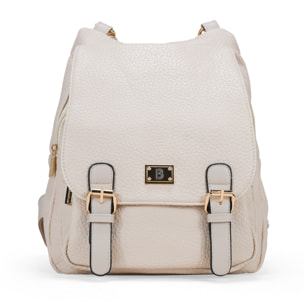 Mochila deportiva piedra con solapa y hebillas