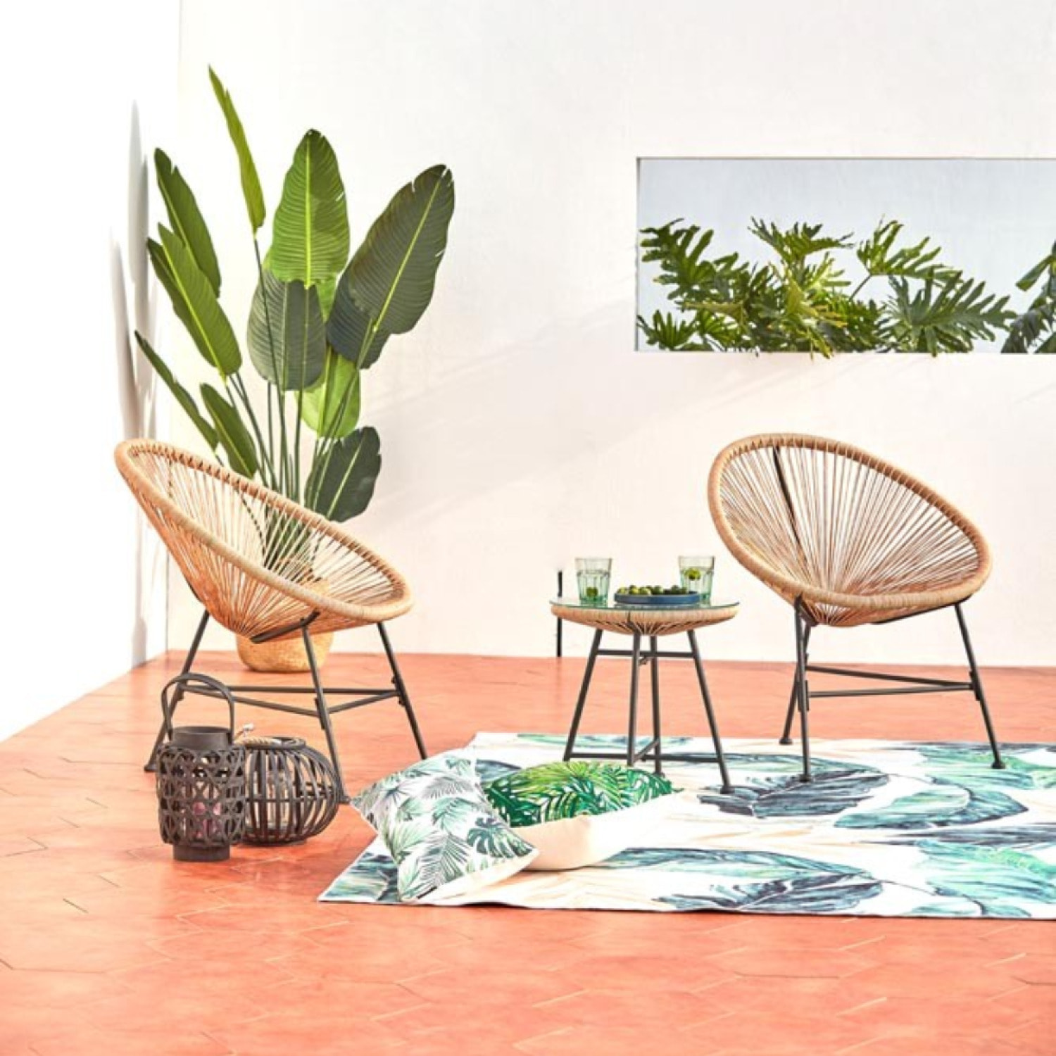 Salon de jardin 2 fauteuils ronds et table basse naturel LIO