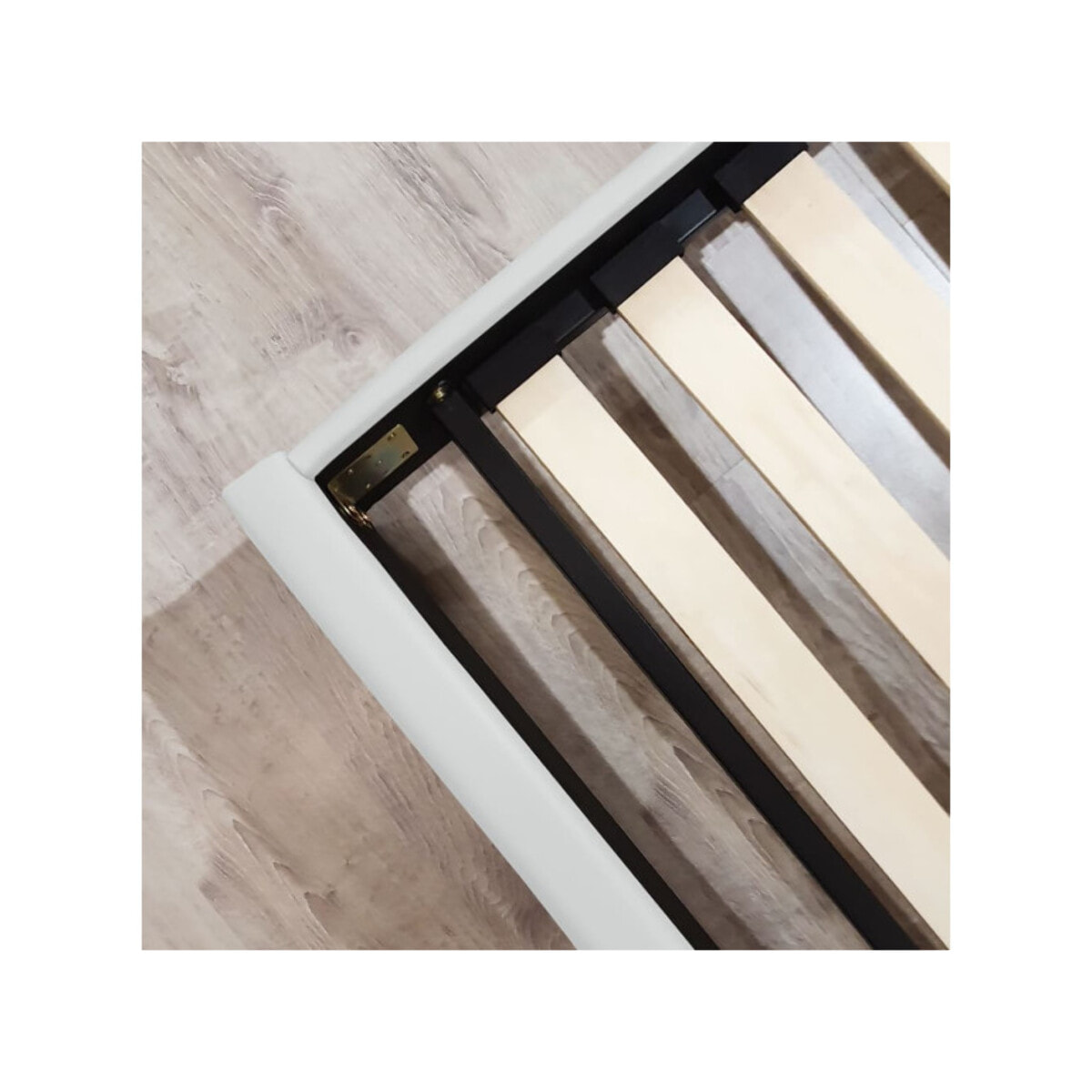 Ensemble lit matelas et sommier 160x200 cm en simili blanc - BIANCA