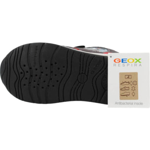 Zapatos Niño de la marca GEOX  modelo B260RC 08522 B NEGRO