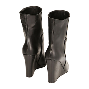 Botines de cuero negro hasta el tobillo, tacón de cuña 9,5 cm