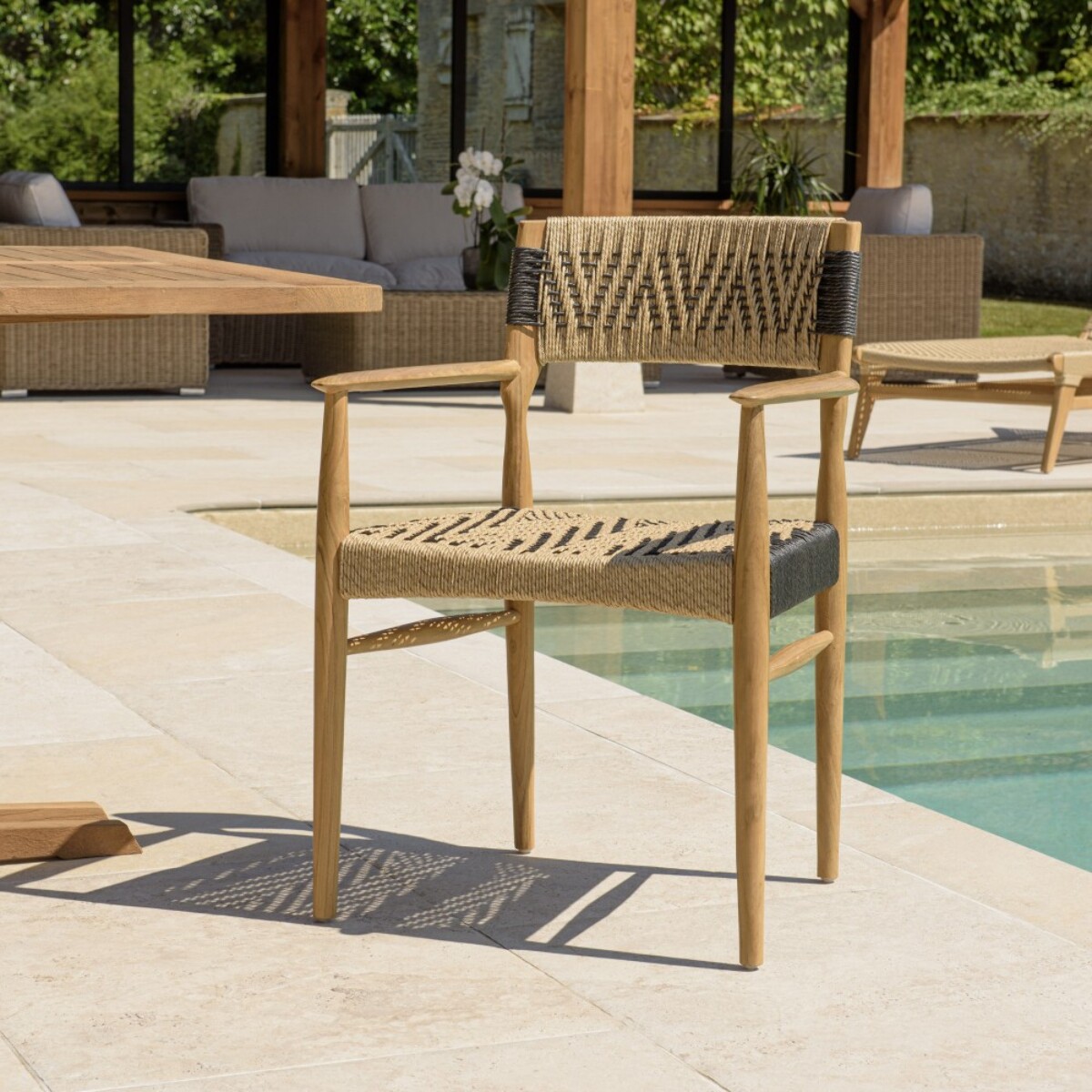 VALERIA - Lot de 2 fauteuils jardin teck rotin synthétique beige / noir