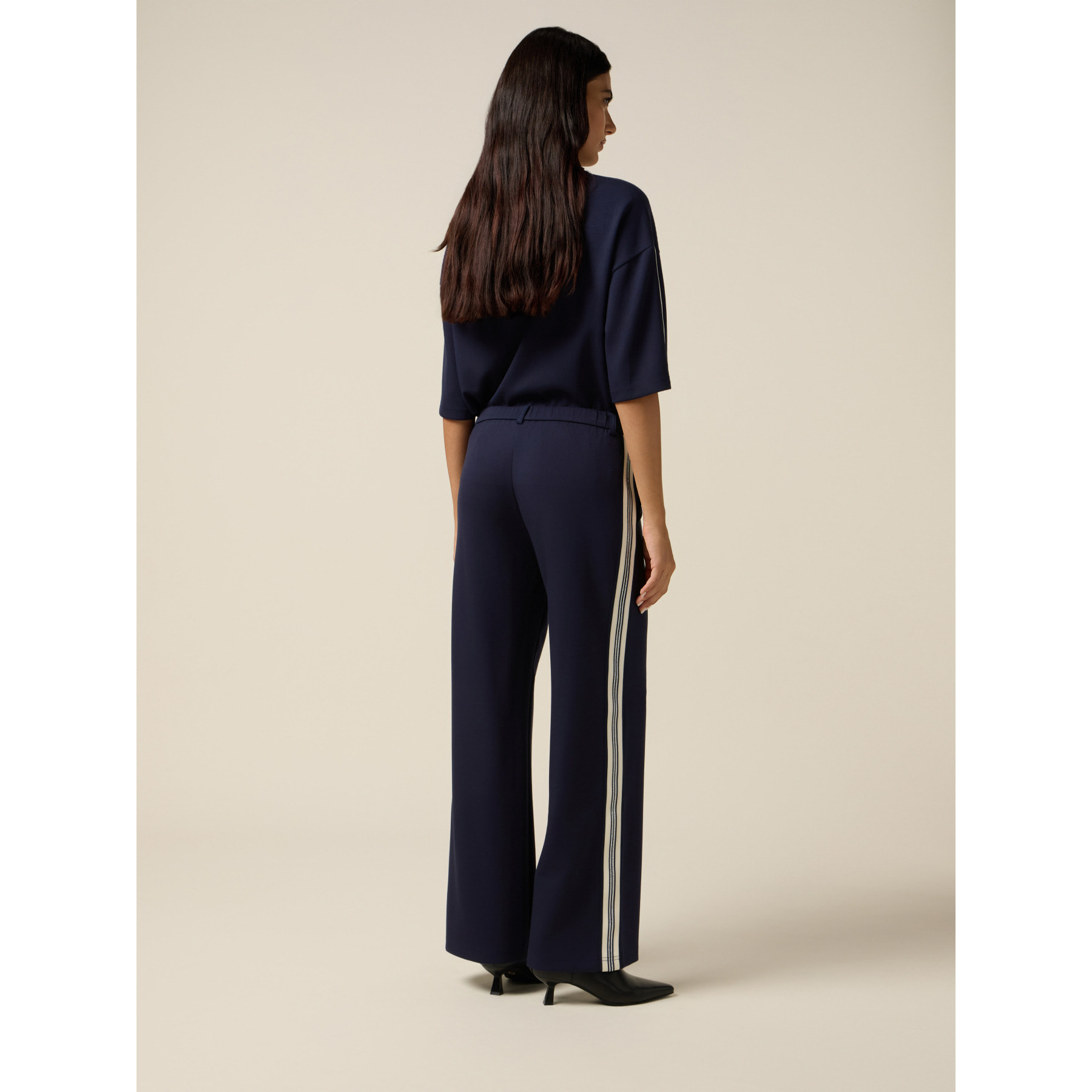 Oltre - Pantaloni soft touch con tape latera - Blu