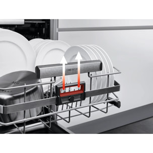 AEG Lavavajillas de 60 cm Serie 9000 ComfortLift para 14 cubiertos FFB83816PM