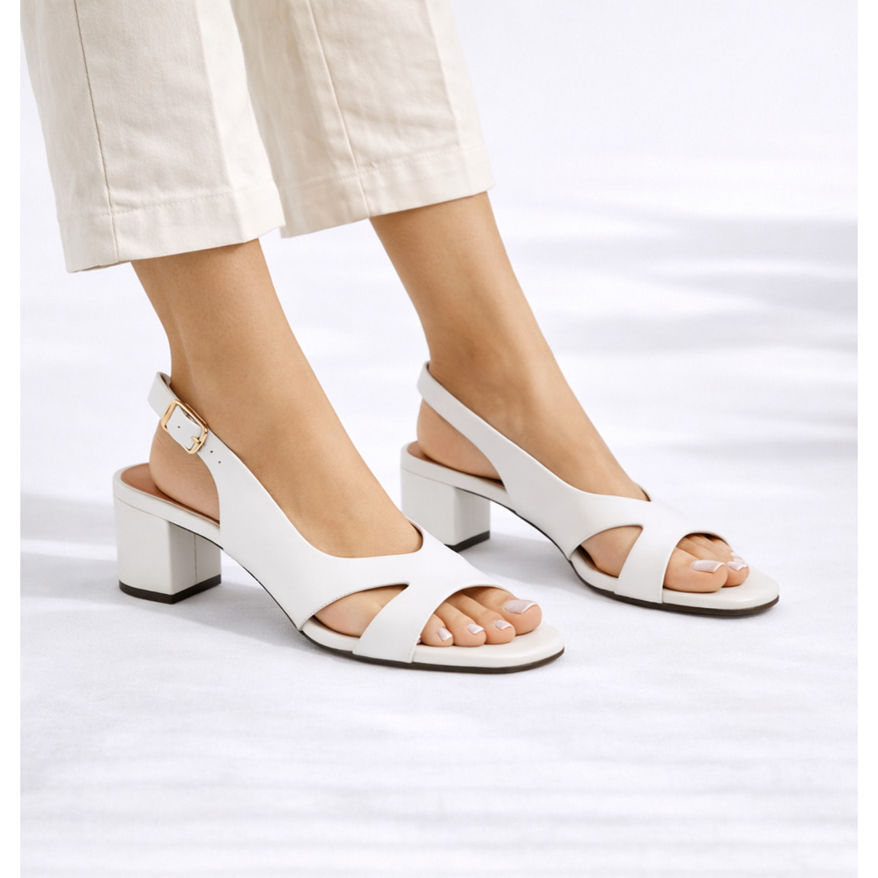 Decolletè spuntato - tacco 7,0 cm