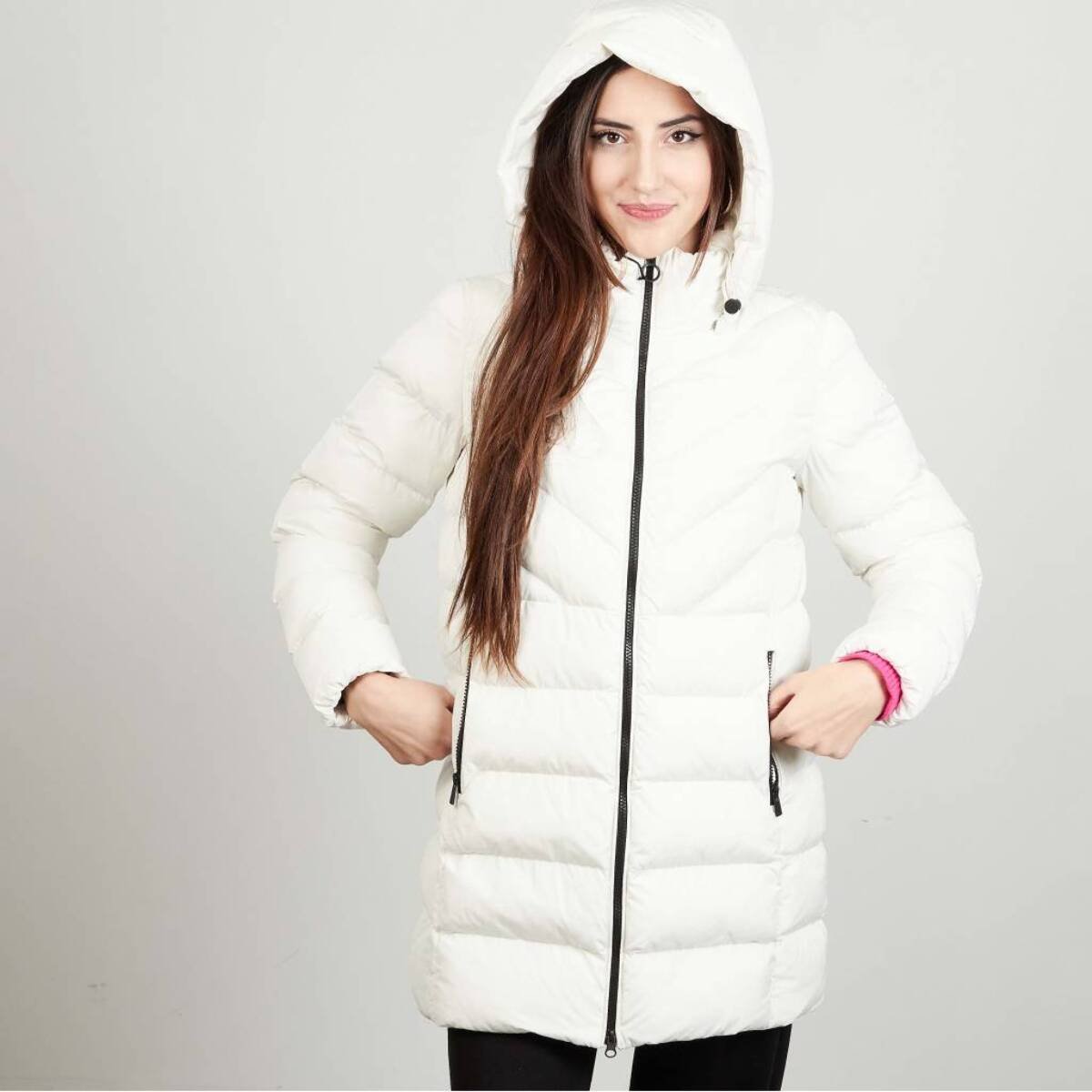 Abrigos Mujer de la marca GEOX  modelo W SPHERICA HOOD JKT BLANCO