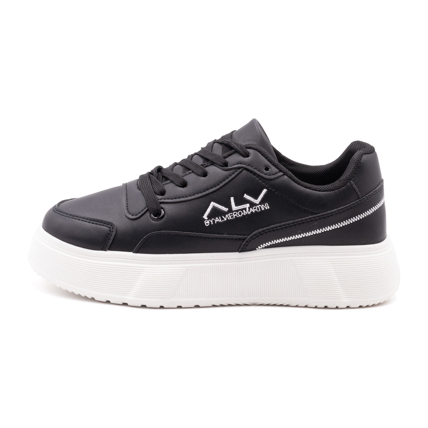 ALV by Alviero Martini Sneakers