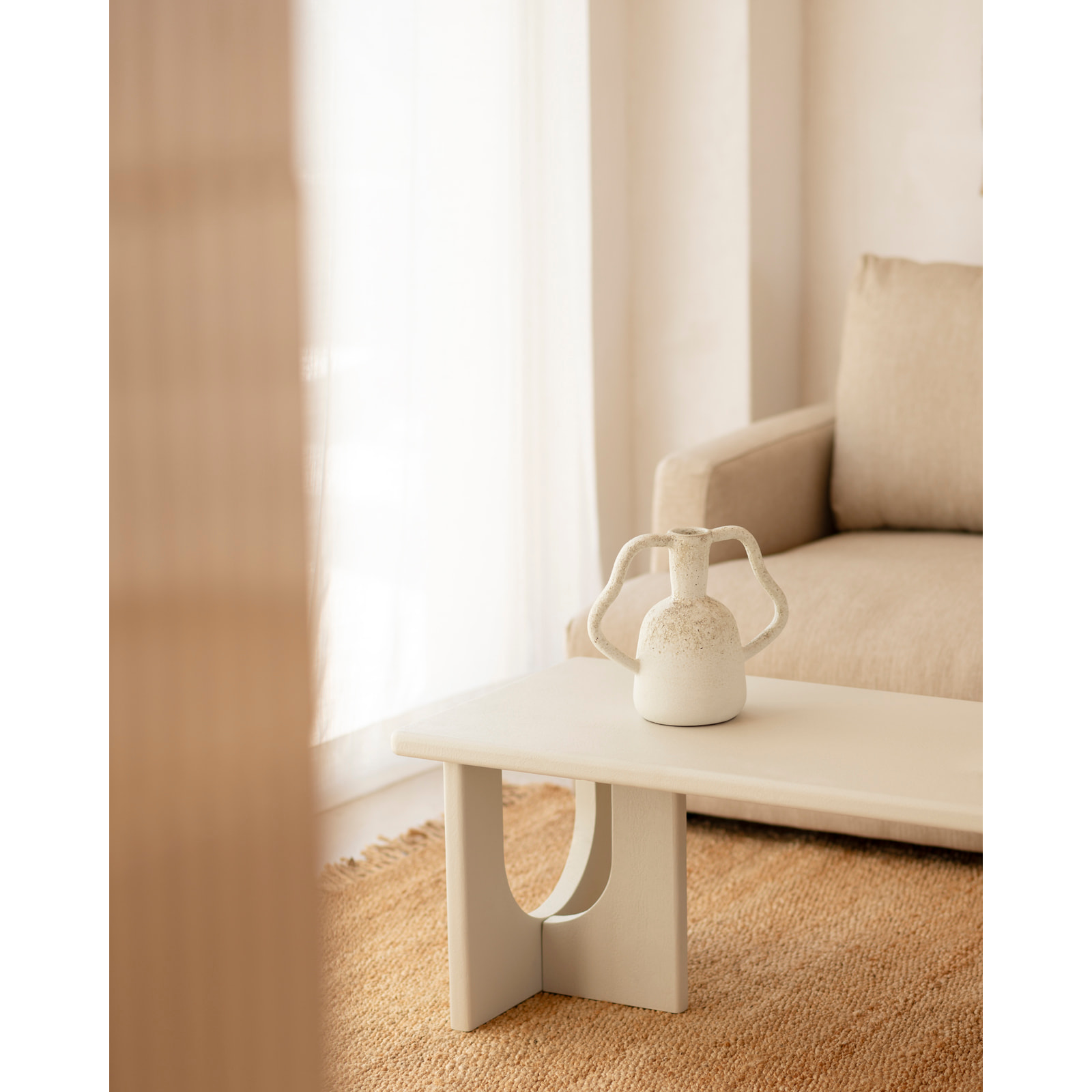 Table basse en microciment en 120x50cm Hauteur: 40 Longueur: 120 Largeur: 50