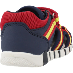 Sandalias Niño de la marca GEOX  modelo B SANDAL IUPIDOO BOY ROJO