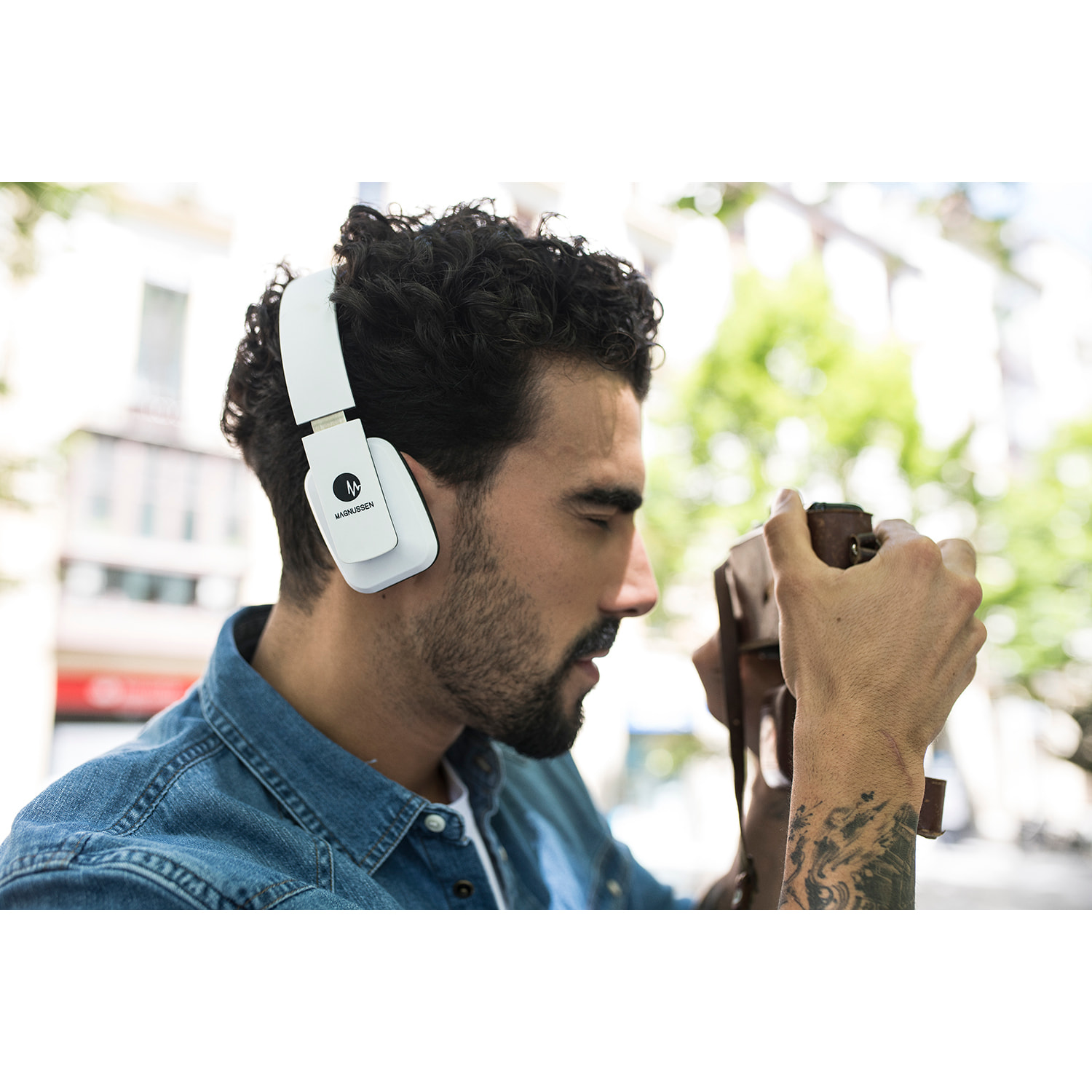 MAGNUSSEN H4 HEADPHONES en color Blanco
