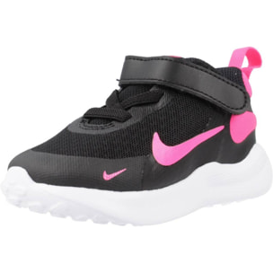 SNEAKERS NIKE NIKE REVOLUTION 7