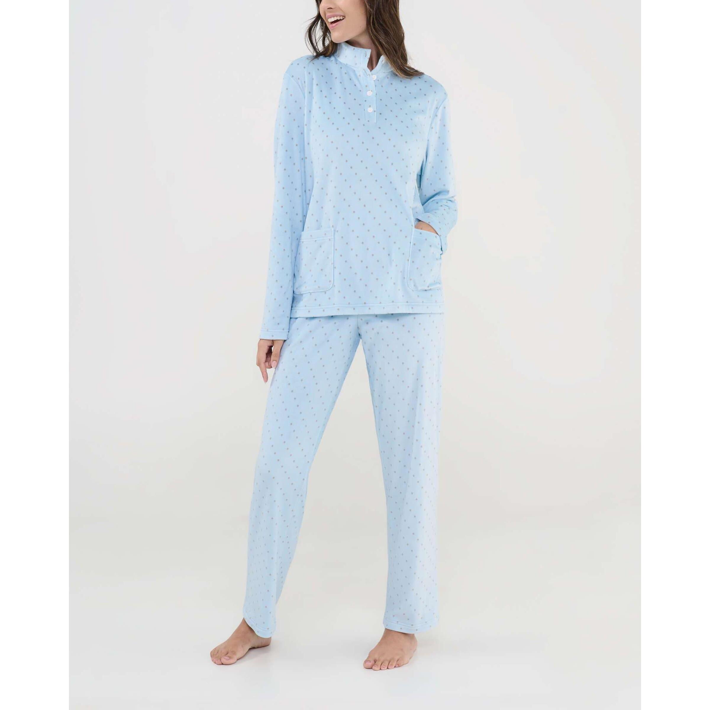 Pijama mujer suave tejido con estampado de pequeños topos, escote abierto con botones, manga larga y pantalón largo