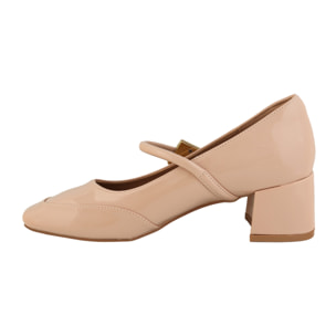 Decolletè verniciate basse con punta quadrata