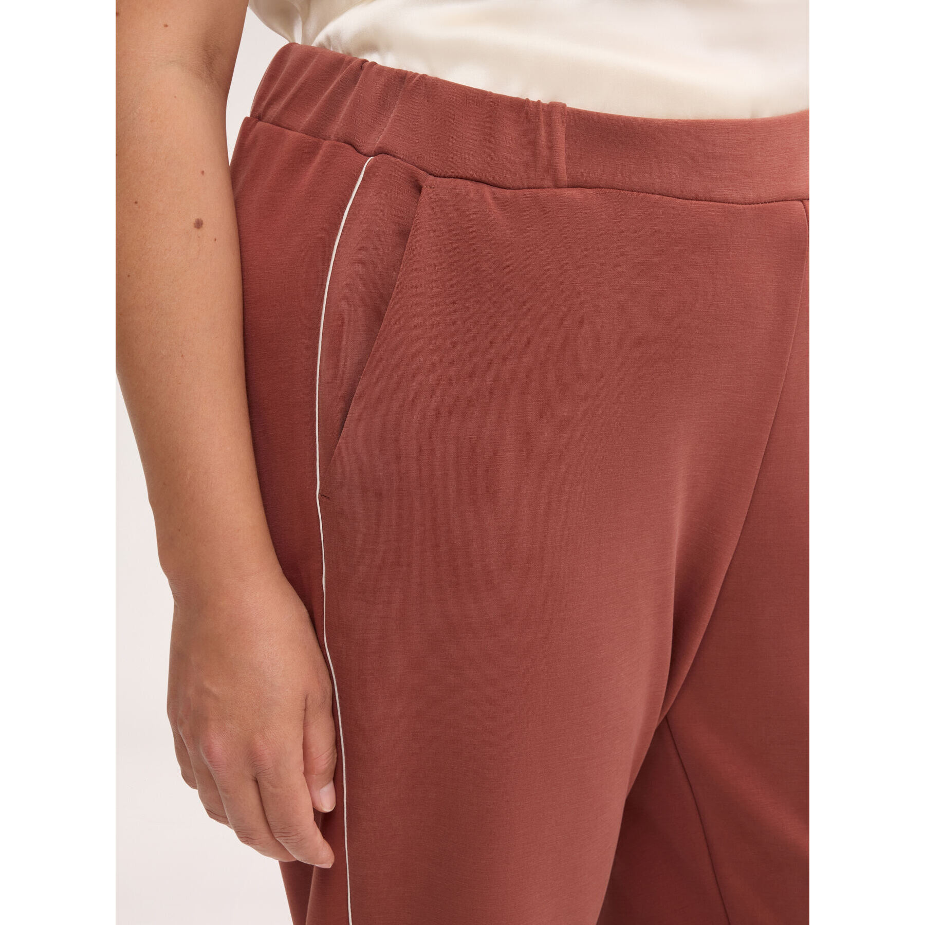 Fiorella Rubino - Pantaloni casual in felpa - Marrone
