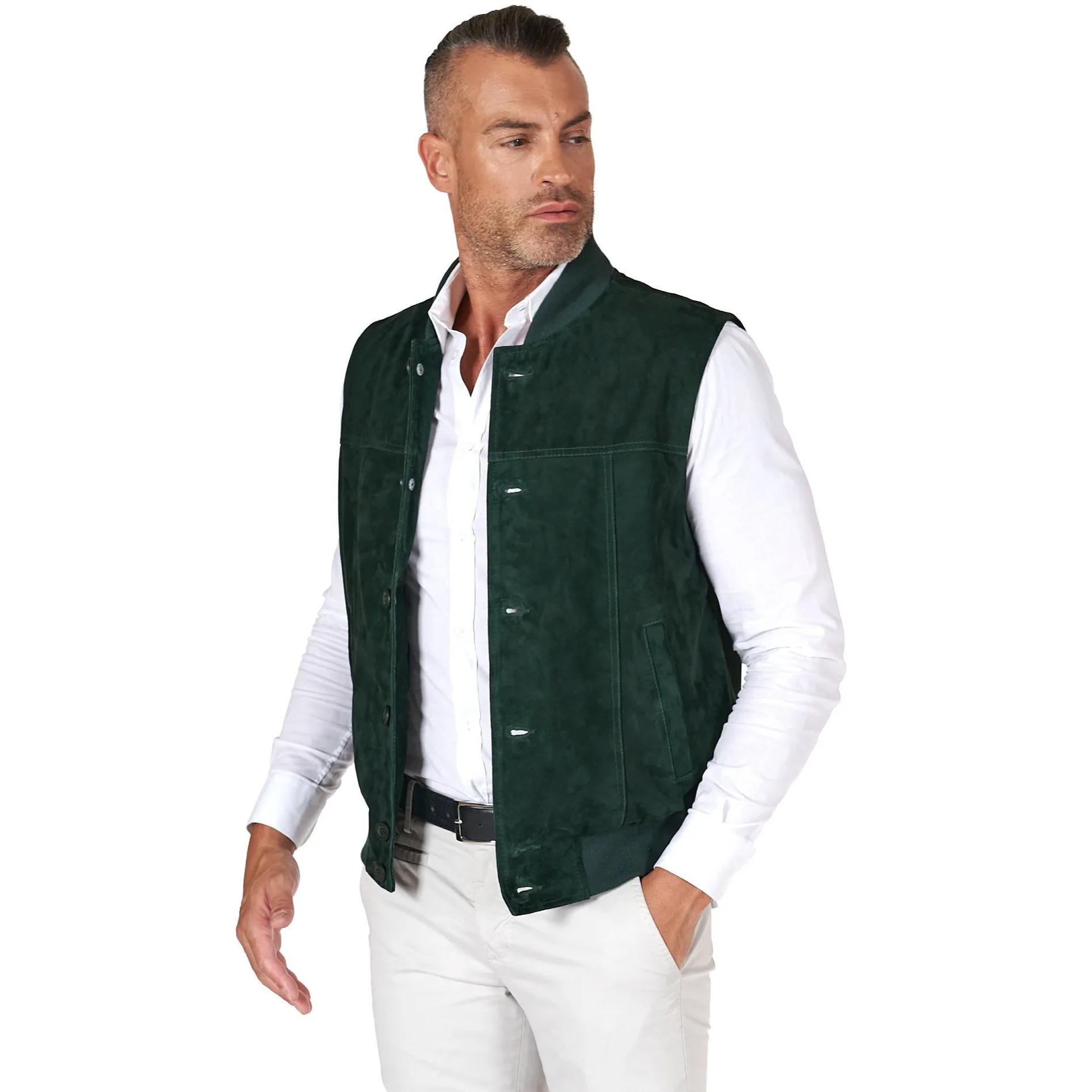 Gilet in pelle camoscio verde con bottoni