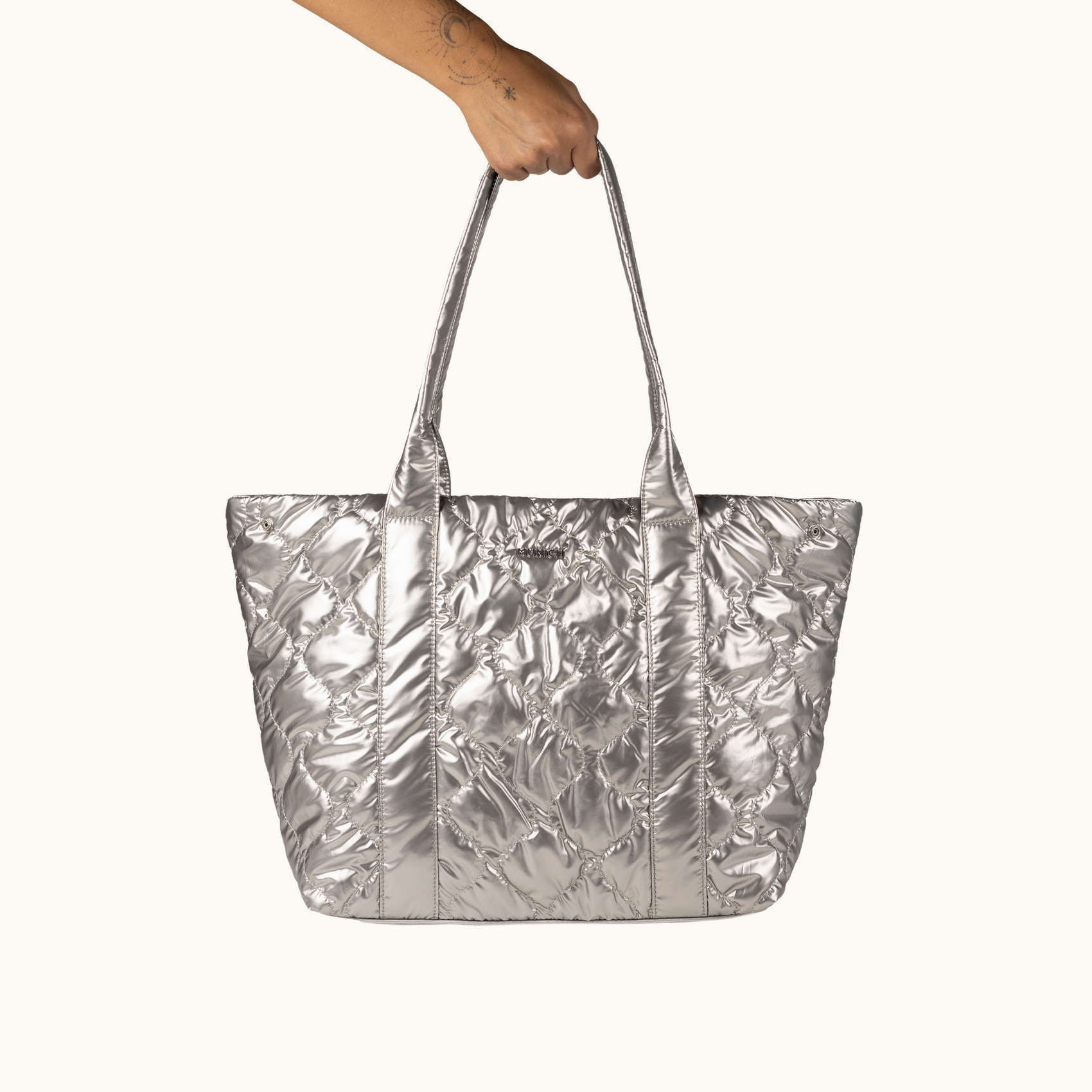 COVER FW25 SHOPPER C/SILVER