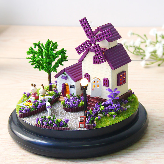 Colección Juntos Alrededor, Provenza. Maqueta 3D realista con gran detalle, cubierta antipolvo y luces led.