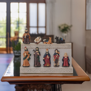 Set de 9 figuritas para belén con medidas variadas