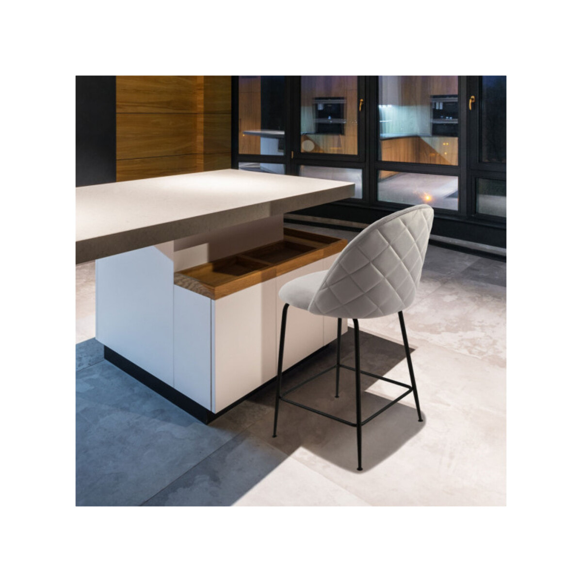 Lot de 2 chaises de bar en velours avec piètement en métal noir - CLEA